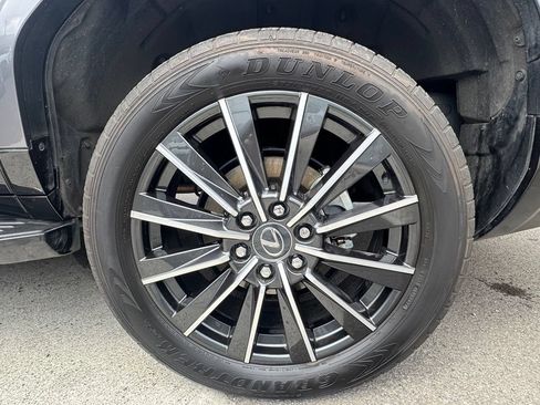 Used 2024 Lexus GX 550 AWD/4WD image 33