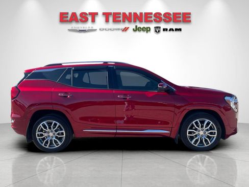 Used 2024 GMC Terrain Denali w/ Denali Premium Package image 2