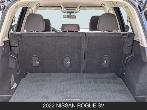 Used 2022 Nissan Rogue SV FWD image 20
