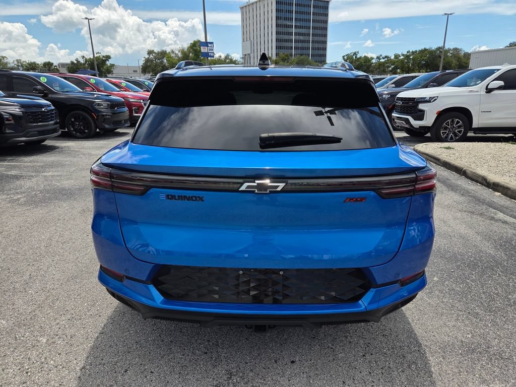 Used 2024 Chevrolet Equinox EV RS w/ LPO, Trailering Package FWD image 12