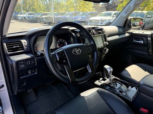 Certified 2023 Toyota 4Runner TRD Off-Road Premium w/ Moonroof Package AWD/4WD image 13