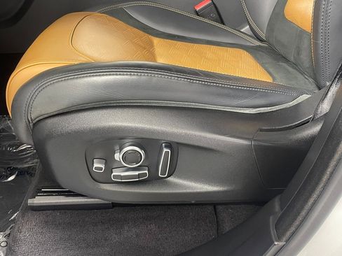 Used 2021 Land Rover Range Rover Sport SVR image 23