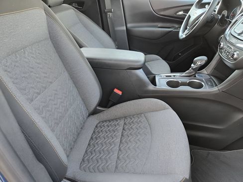 Used 2024 Chevrolet Equinox LT FWD image 14