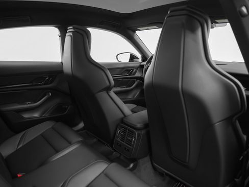 New 2026 Porsche Taycan image 28