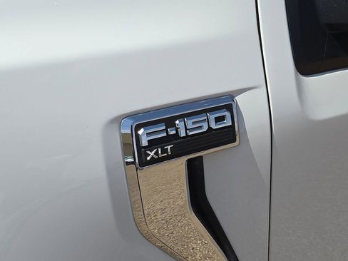 Used 2024 Ford F150 XLT w/ Mobile Office Package image 11