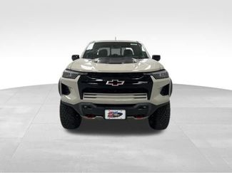 New 2026 Chevrolet Colorado ZR2 w/ Technology Package AWD/4WD video 2