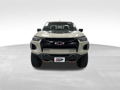 New 2026 Chevrolet Colorado ZR2 w/ Technology Package AWD/4WD image 2