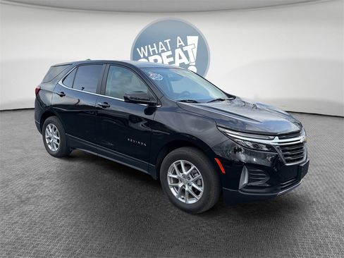 Used 2023 Chevrolet Equinox LT w/ Driver Convenience Package image 1