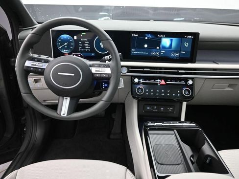 New 2026 Hyundai Tucson Limited image 11