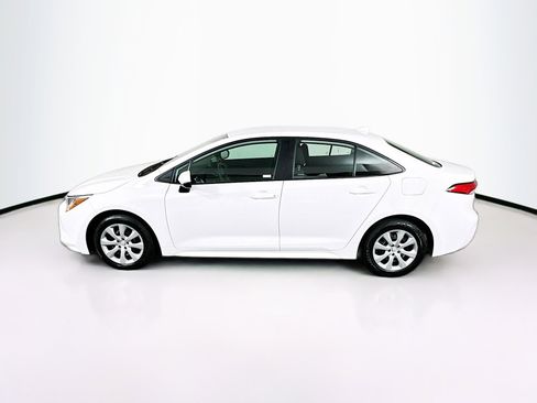 Used 2024 Toyota Corolla LE FWD image 4