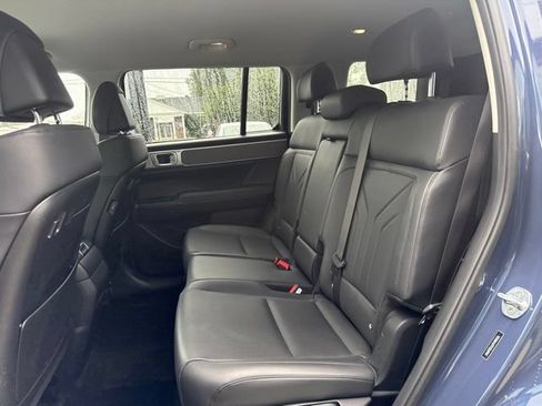 Used 2026 Hyundai Santa Fe SEL AWD/4WD image 16