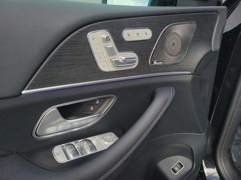 Certified 2026 Mercedes-Benz GLS 580 4MATIC image 18