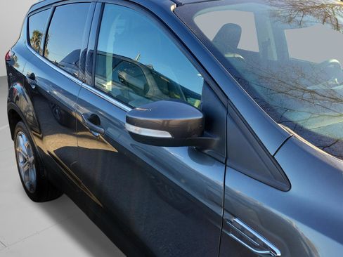 Used 2019 Ford Escape Titanium image 20