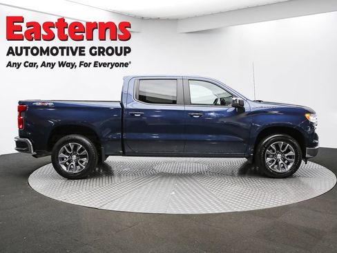 Used 2023 Chevrolet Silverado 1500 LT image 4