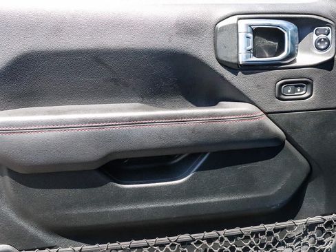 Used 2021 Jeep Gladiator Rubicon AWD/4WD image 40
