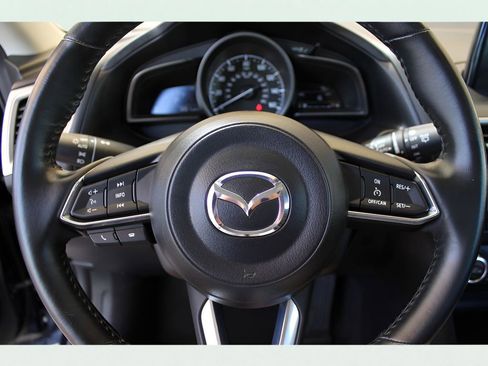 Used 2017 MAZDA MAZDA3 Touring image 25