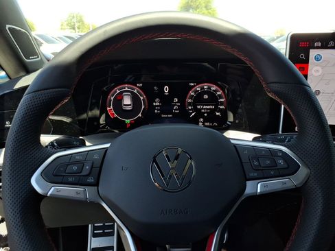 New 2026 Volkswagen GTI SE FWD image 18