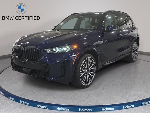 Certified 2024 BMW X5 xDrive40i w/ M Sport Package AWD/4WD image 1