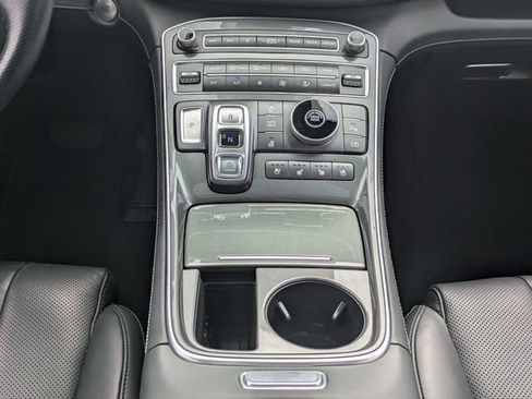 Used 2022 Hyundai Santa Fe Calligraphy FWD image 18