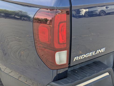 Used 2020 Honda Ridgeline RTL image 13