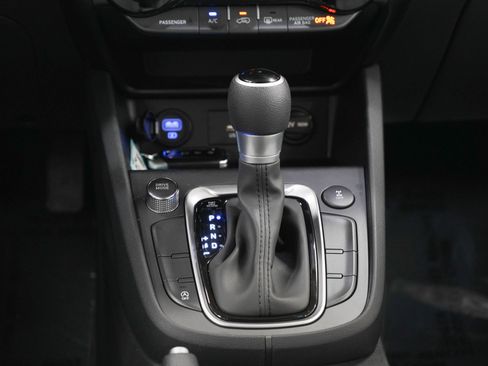 Used 2023 Hyundai Kona SEL w/ Cargo Package AWD/4WD image 19