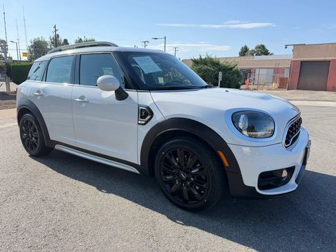 Used 2019 MINI Cooper Countryman S w/ Storage Package FWD image 3