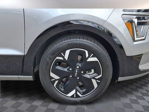 Certified 2023 Kia Niro Wind FWD image 10