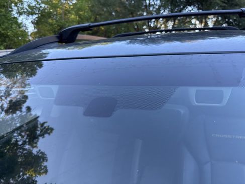 Used 2022 Subaru Crosstrek 2.5i Sport w/ Moonroof Package AWD/4WD image 4