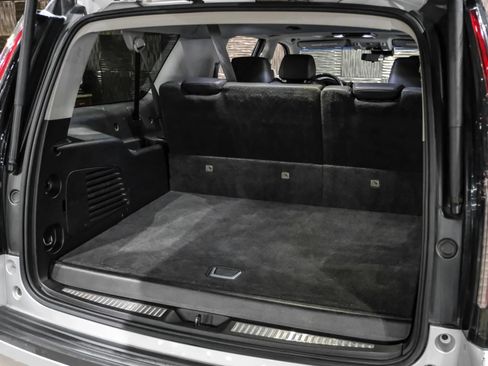 Used 2019 Cadillac Escalade ESV Luxury AWD/4WD image 47