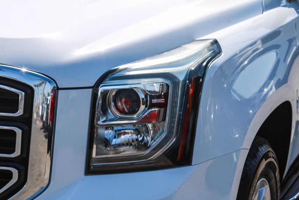 Used 2020 GMC Yukon SLE w/ SLE Value Package RWD image 8