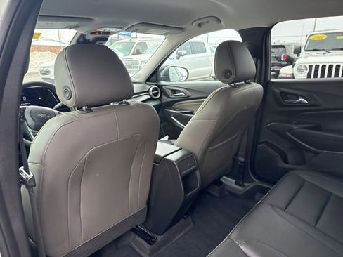 Used 2025 Chevrolet Trax ACTIV w/ Driver Confidence Package image 11