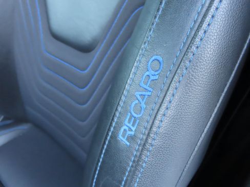 Used 2017 Ford Focus RS image 26