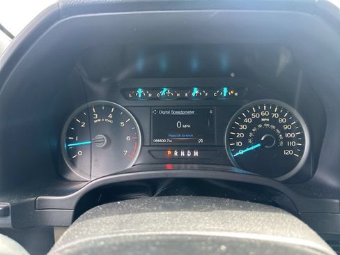 Used 2020 Ford F150 XLT w/ Equipment Group 302A Luxury AWD/4WD image 6