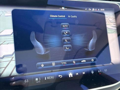 Used 2025 Mercedes-Benz E 350 4MATIC Sedan image 34