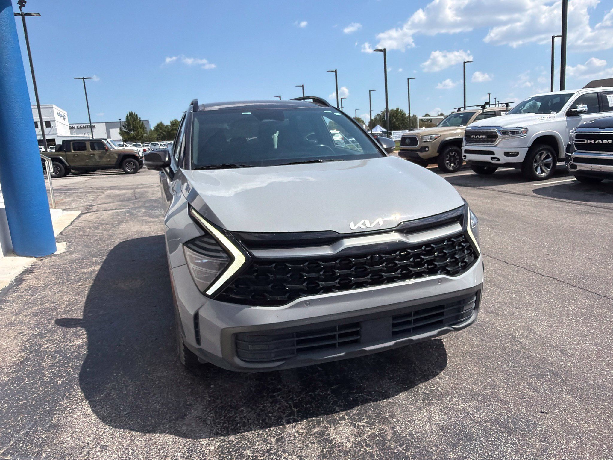 Used 2024 Kia Sportage X-Pro Prestige AWD/4WD image 3