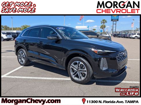 Used 2025 Audi Q5 Premium image 1