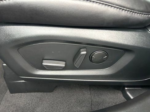 Certified 2023 Ford Explorer XLT w/ Equipment Group 202A image 16