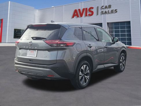Used 2023 Nissan Rogue SV image 6