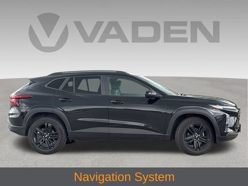 Used 2025 Chevrolet Trax ACTIV w/ Driver Confidence Package FWD image 5