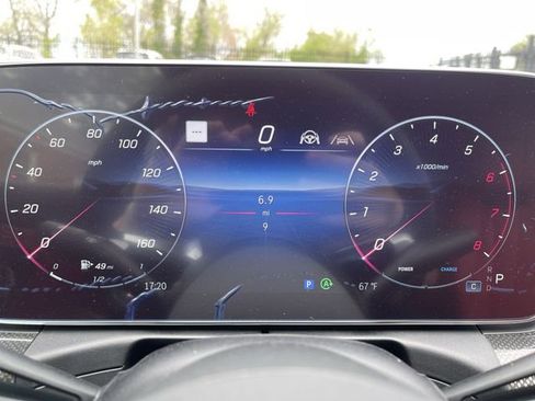 Used 2024 Mercedes-Benz CLE 450 4MATIC Coupe image 15