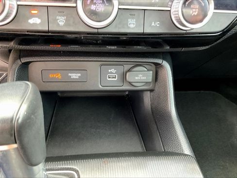 Used 2024 Honda Civic Sport image 25