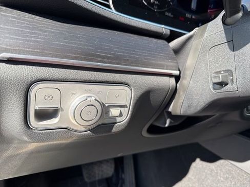 Certified 2025 Mercedes-Benz GLE 350 4MATIC image 16