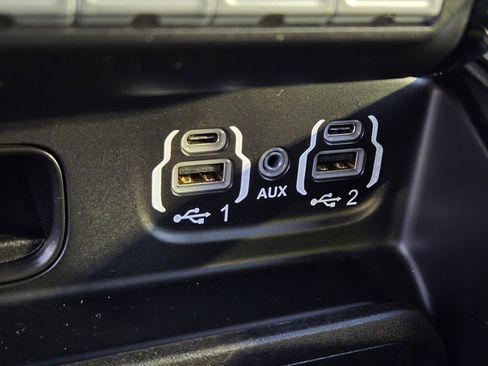 Used 2022 RAM 3500 Laramie image 23