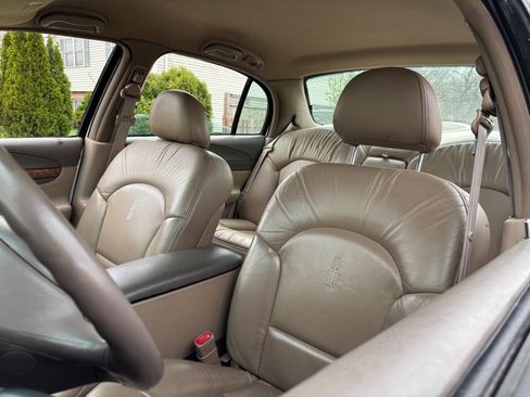 Used 1999 Lincoln Continental image 13