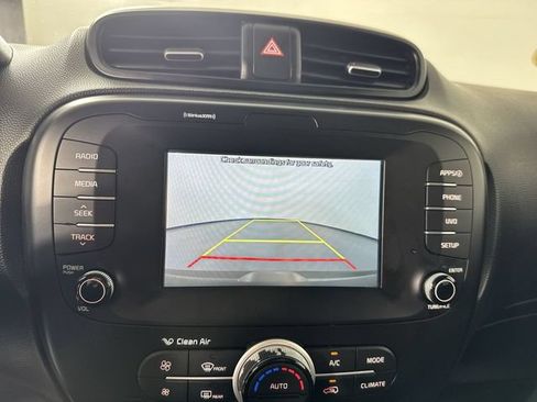 Used 2019 Kia Soul w/ Convenience Package FWD image 8