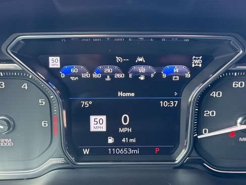Used 2021 GMC Yukon XL AT4 w/ AT4 Premium Plus Package AWD/4WD image 17