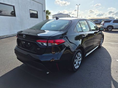 Used 2024 Toyota Corolla LE FWD image 5