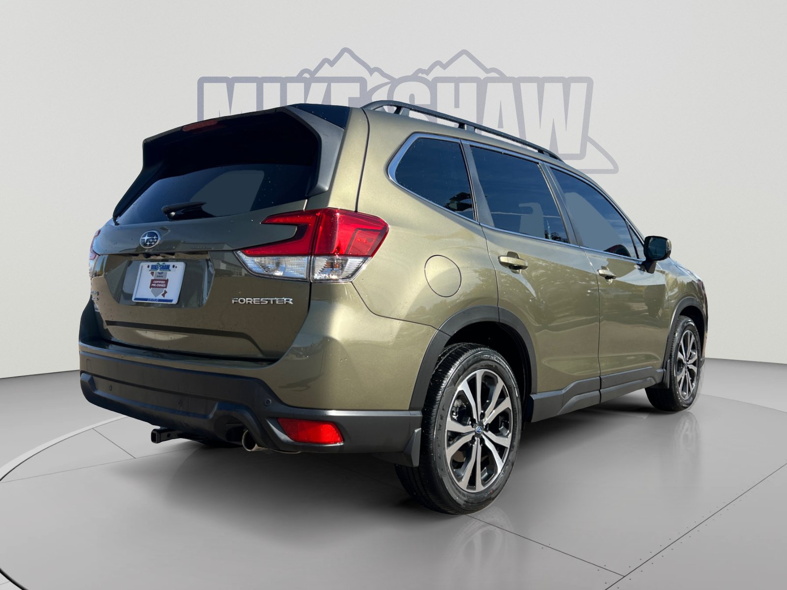 Used 2024 Subaru Forester Limited AWD/4WD image 5