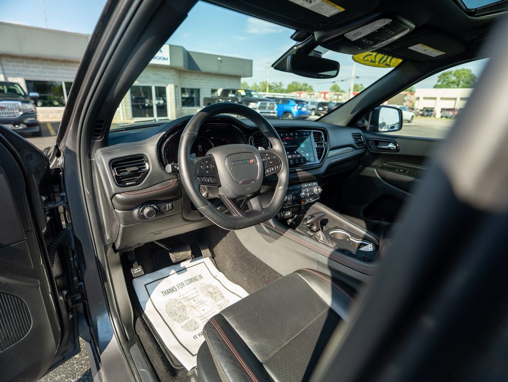 Used 2025 Dodge Durango R/T AWD/4WD image 26