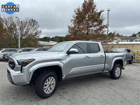 Used 2024 Toyota Tacoma SR5 image 7